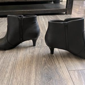 Mini heel pointy booties great for the office and comfy
